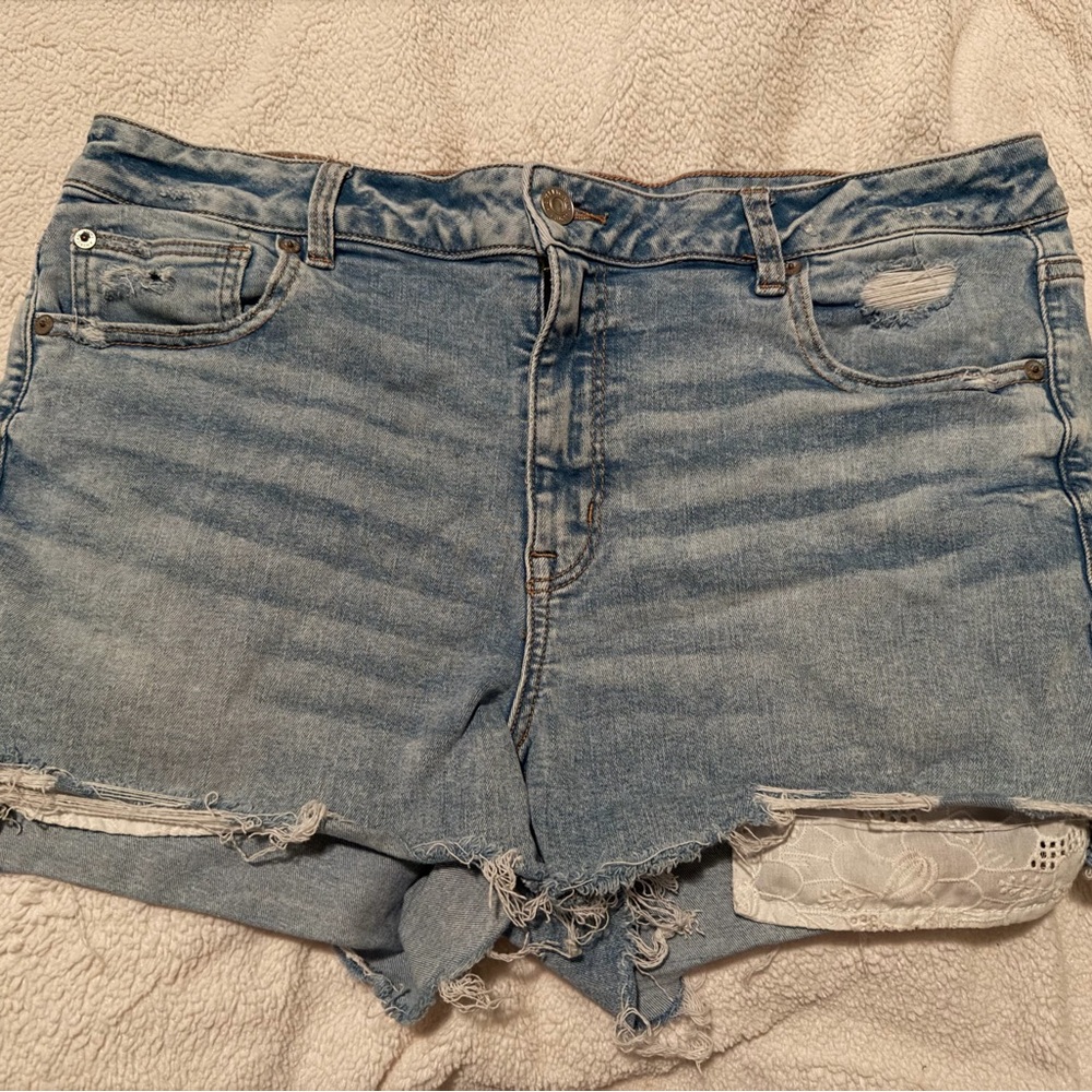 American Eagle Next Level Stretch High Rise Shortie Light Wash Distressed Sz 16